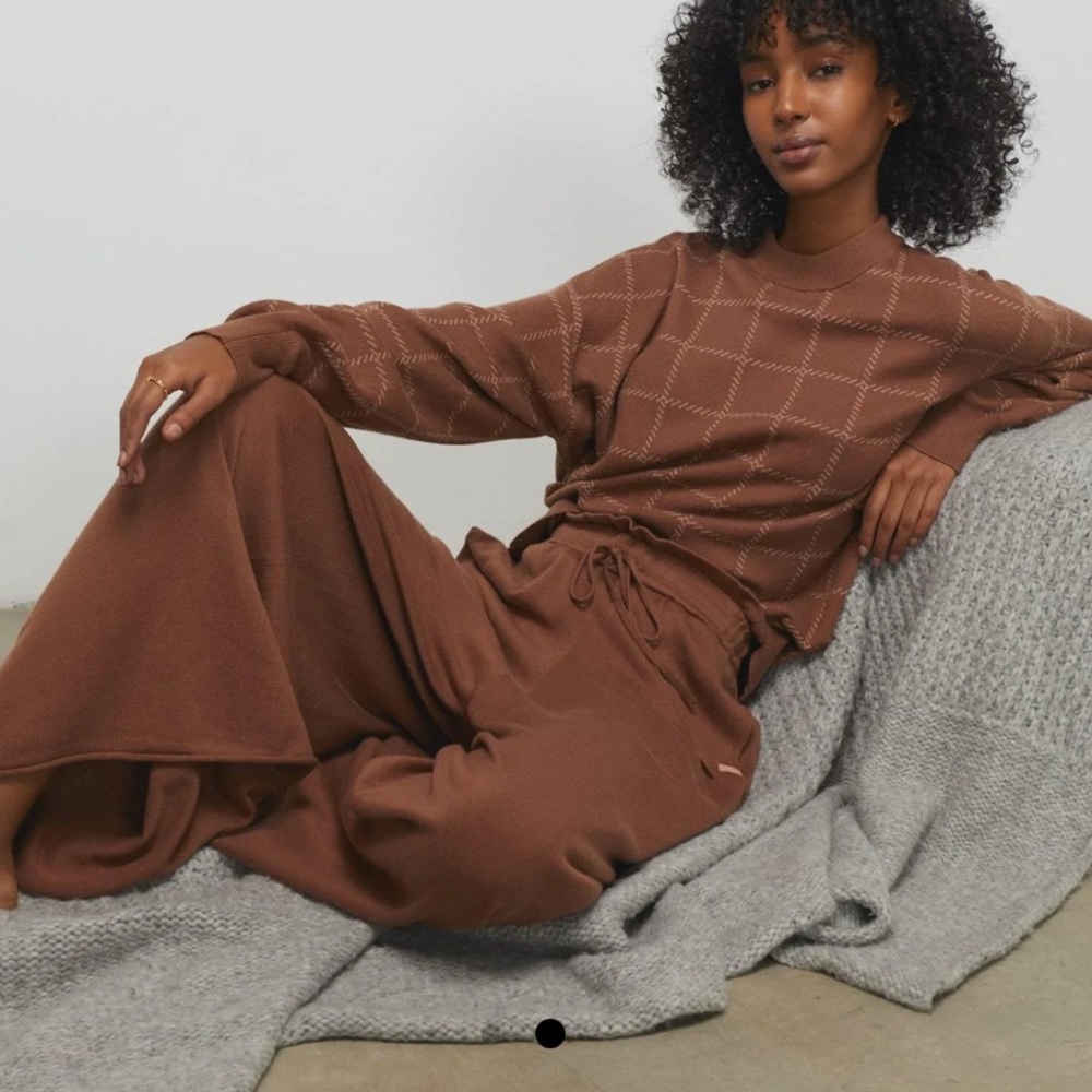 Lunya Cozy Cotton Silk Matching Set Pullover and Relaxed Pant Humble Brown